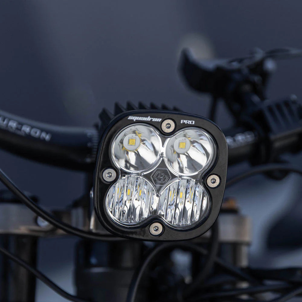 Ultra Bee Style Light